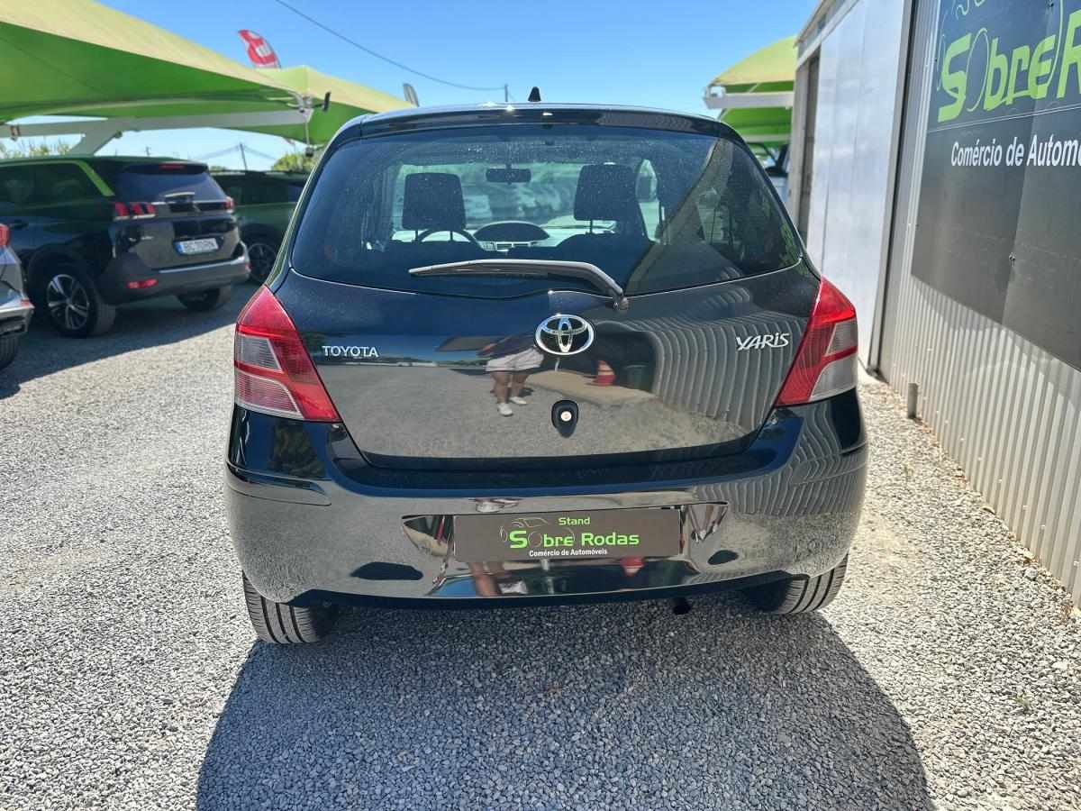 toyota-yaris-2010-gasolina-1329cc