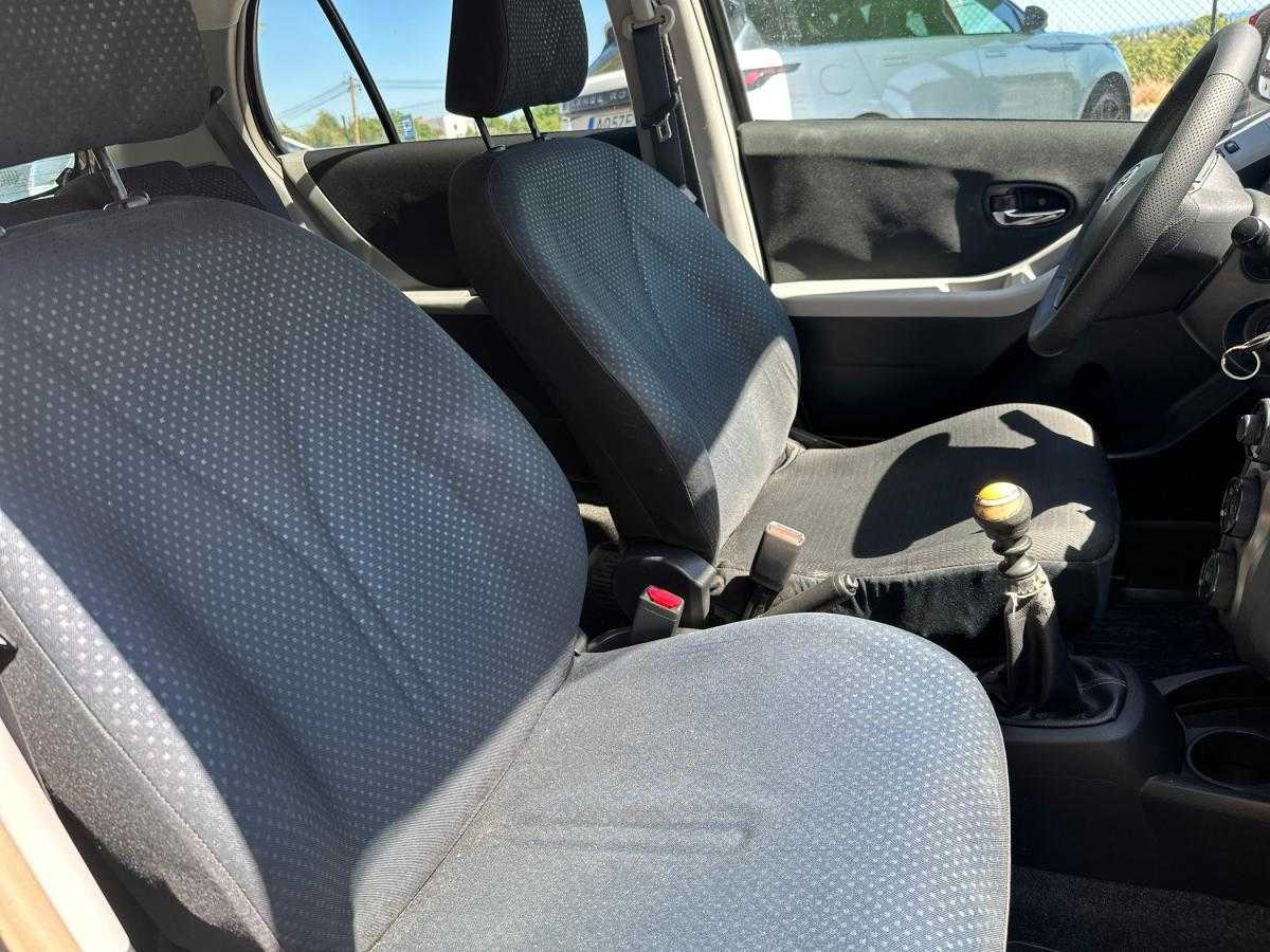 toyota-yaris-2010-gasolina-1329cc