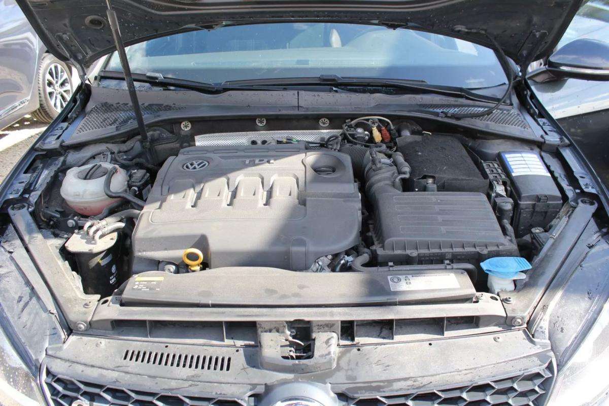 volkswagen-golf-2015-diesel-1968cc