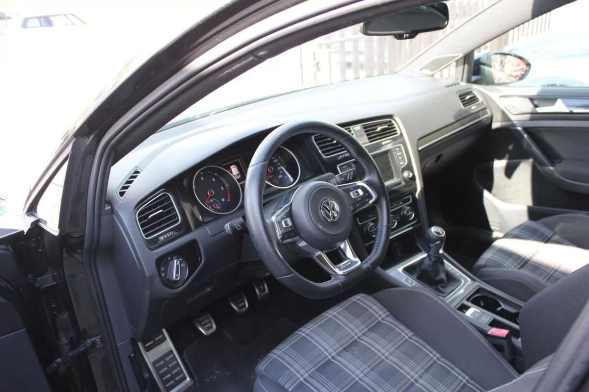 volkswagen-golf-2015-diesel-1968cc