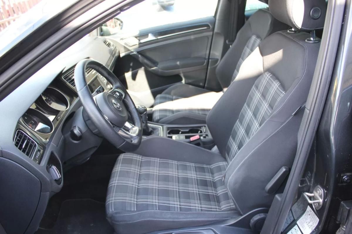 volkswagen-golf-2015-diesel-1968cc