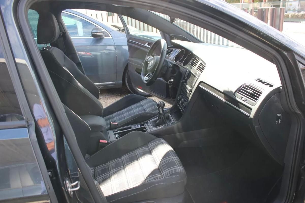 volkswagen-golf-2015-diesel-1968cc