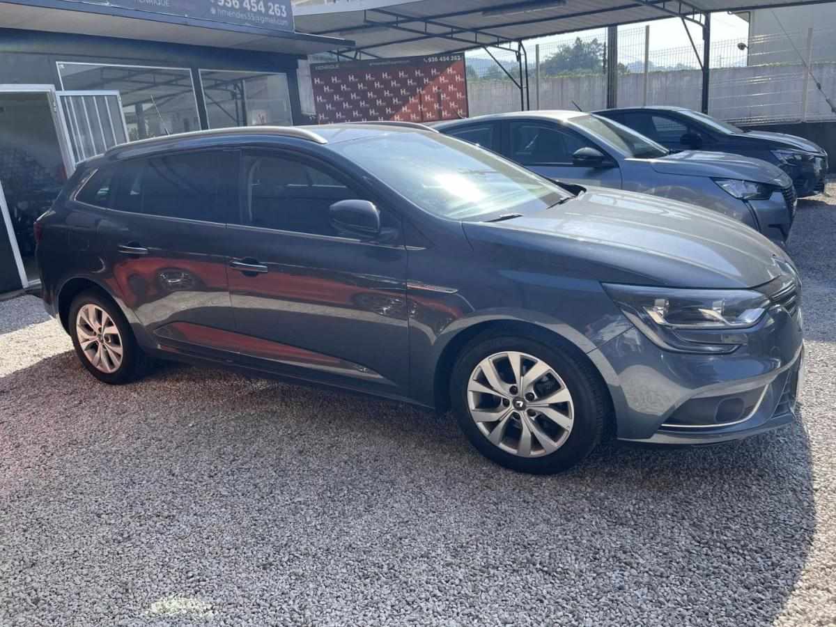 renault-megane-sport-tourer-2019-diesel-1461cc
