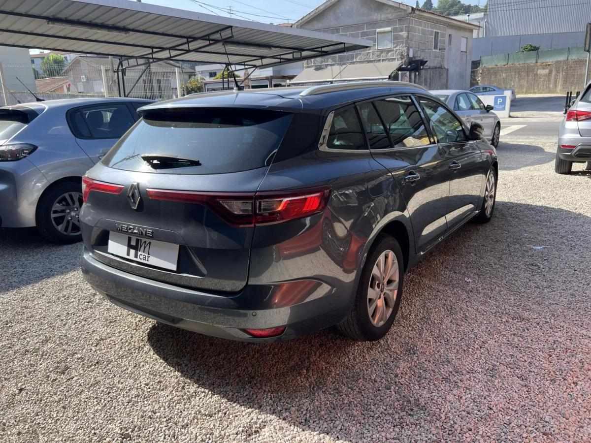 renault-megane-sport-tourer-2019-diesel-1461cc