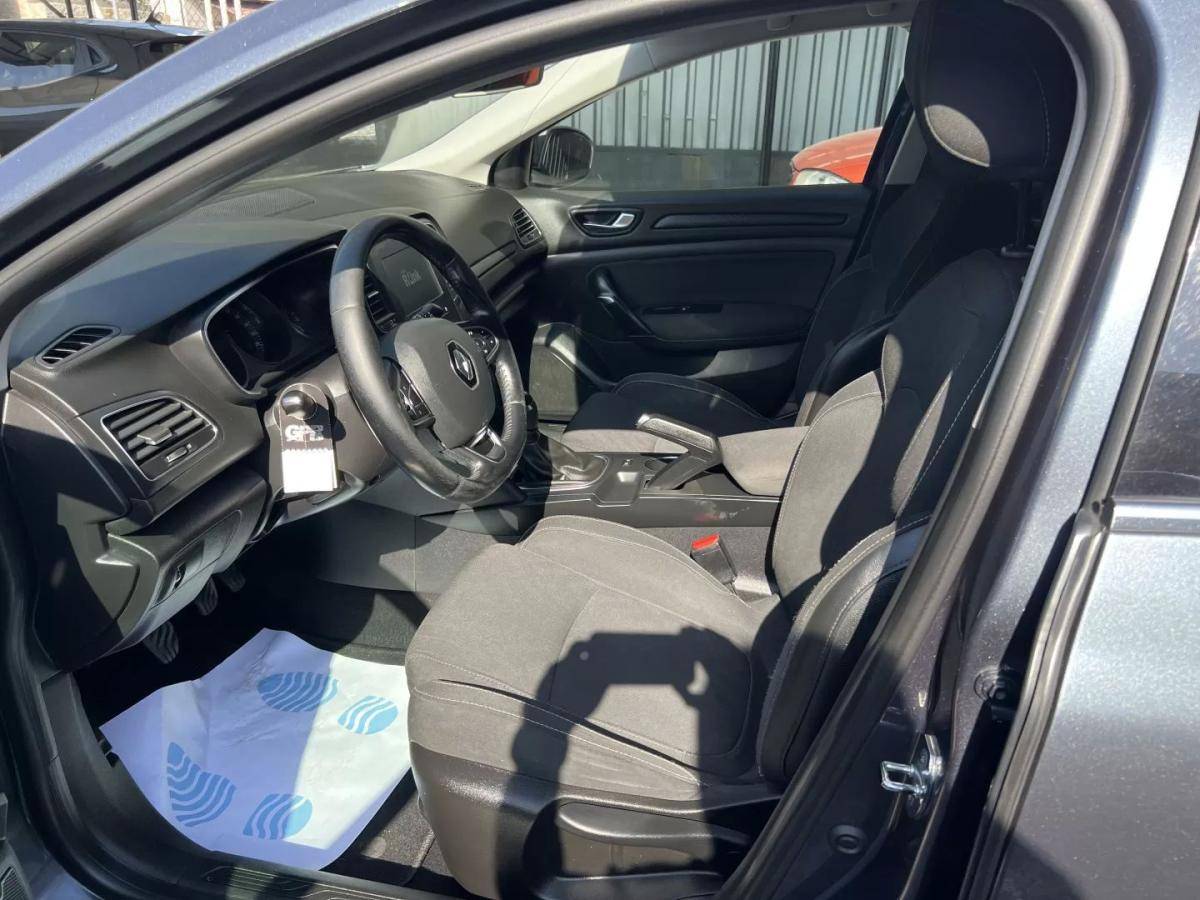 renault-megane-sport-tourer-2019-diesel-1461cc