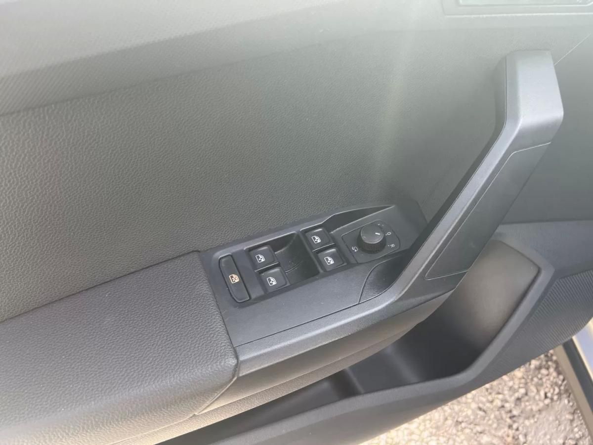 seat-arona-2023-gasolina-999cc