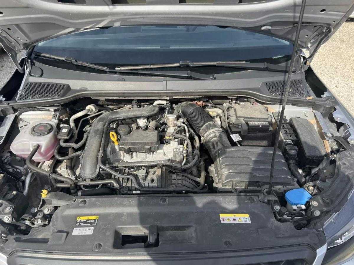 seat-arona-2023-gasolina-999cc