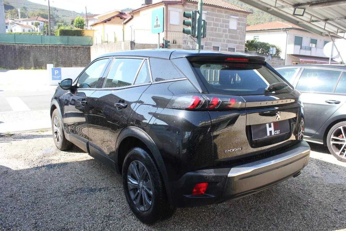 peugeot-2008-2022-diesel-1499cc