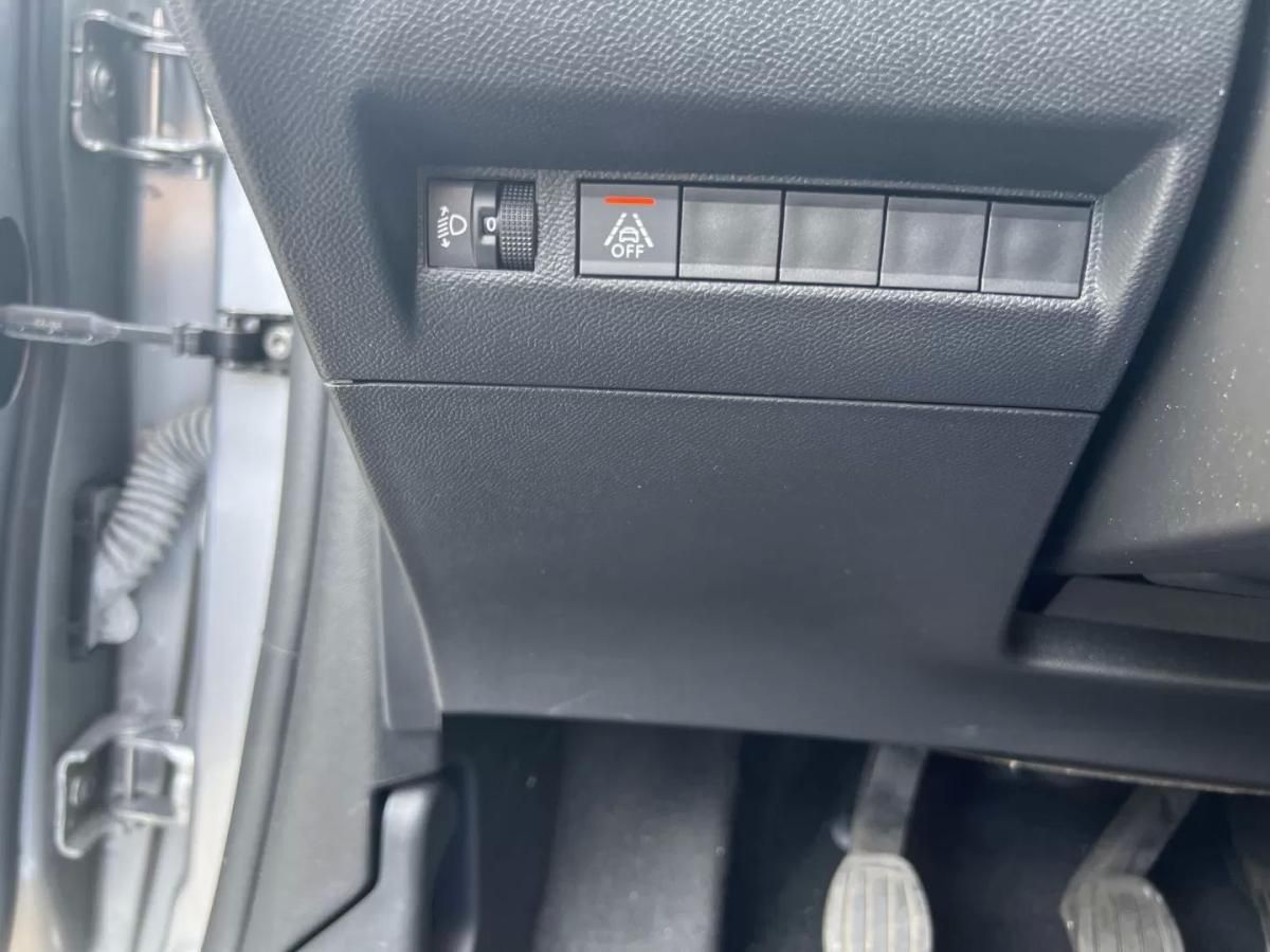 peugeot-208-2022-diesel-1499cc