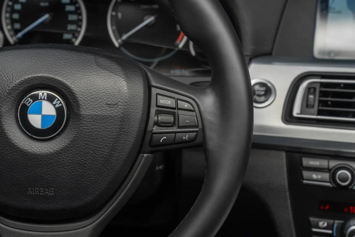bmw-serie-7-2011-diesel-2993cc