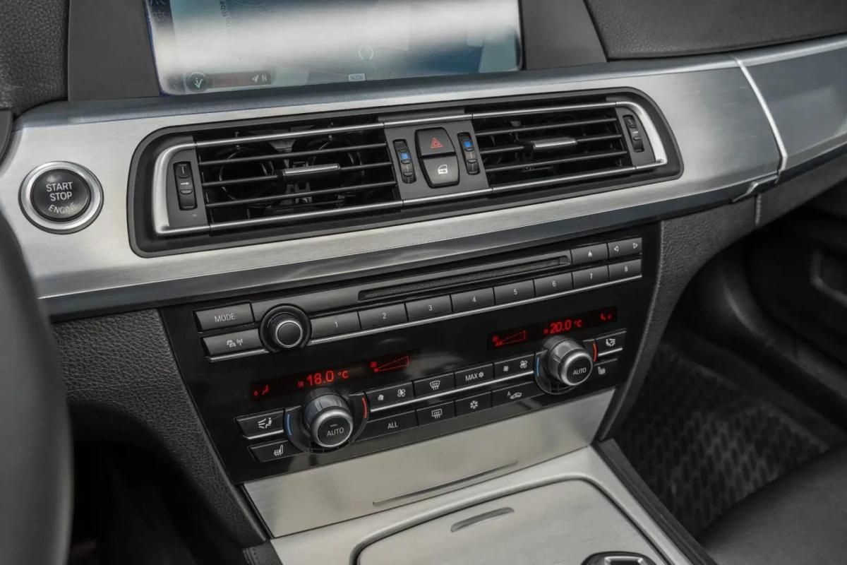 bmw-serie-7-2011-diesel-2993cc