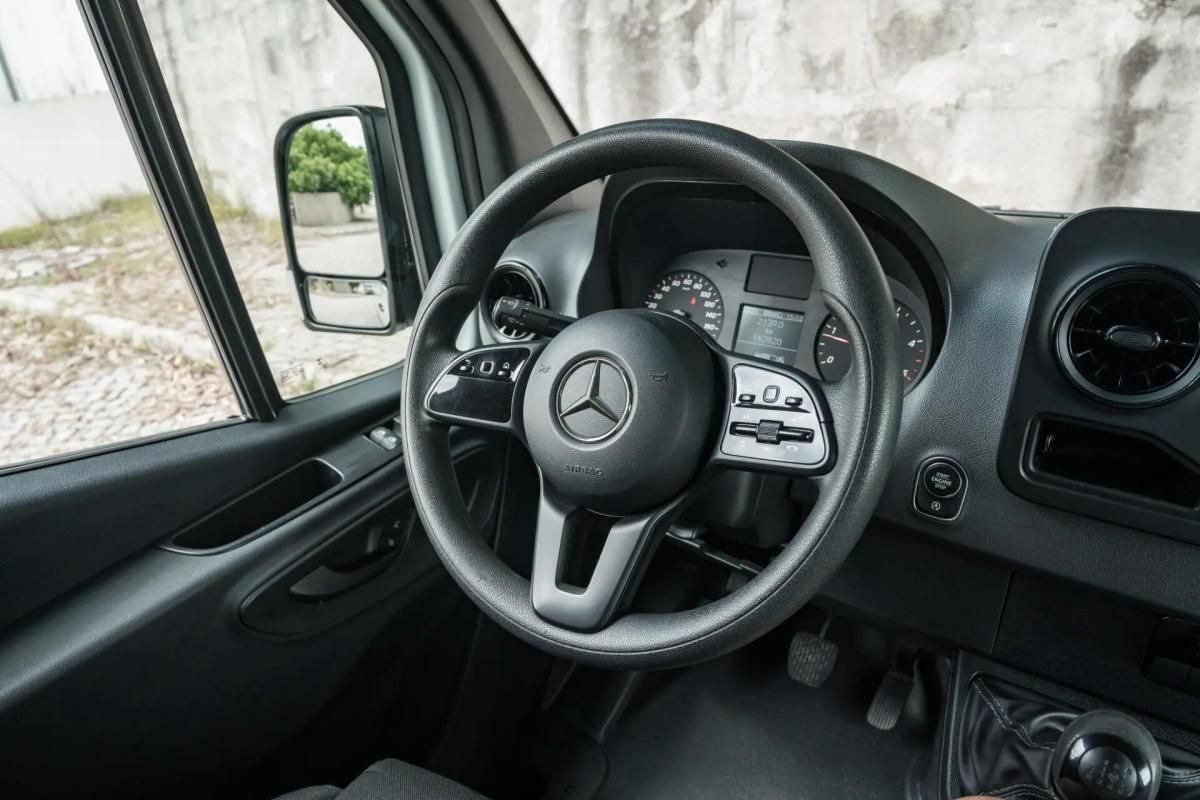 mercedes-benz-sprinter-317-cdi-2021-diesel-1950cc