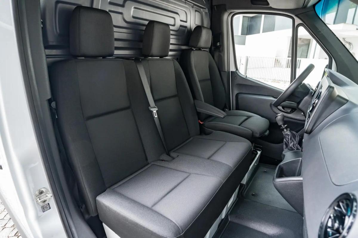 mercedes-benz-sprinter-317-cdi-2021-diesel-1950cc