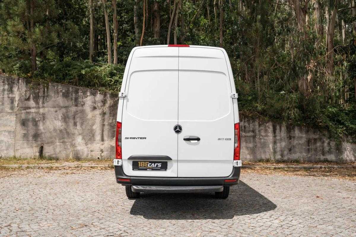 mercedes-benz-sprinter-317-cdi-2021-diesel-1950cc