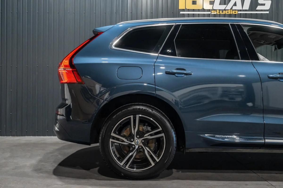 volvo-xc60-2023-hibrido-a-gasolina-1969cc