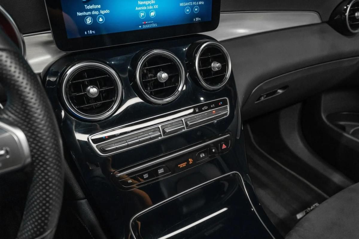 mercedes-benz-glc-300-e-4matic-2020-hibrido-a-gasolina-1991cc