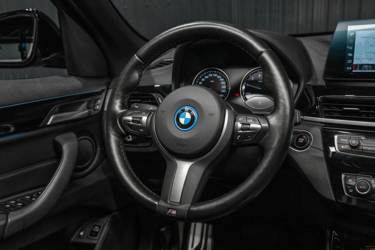 bmw-x1-xdrive25e-2022-hibrido-a-gasolina-1499cc