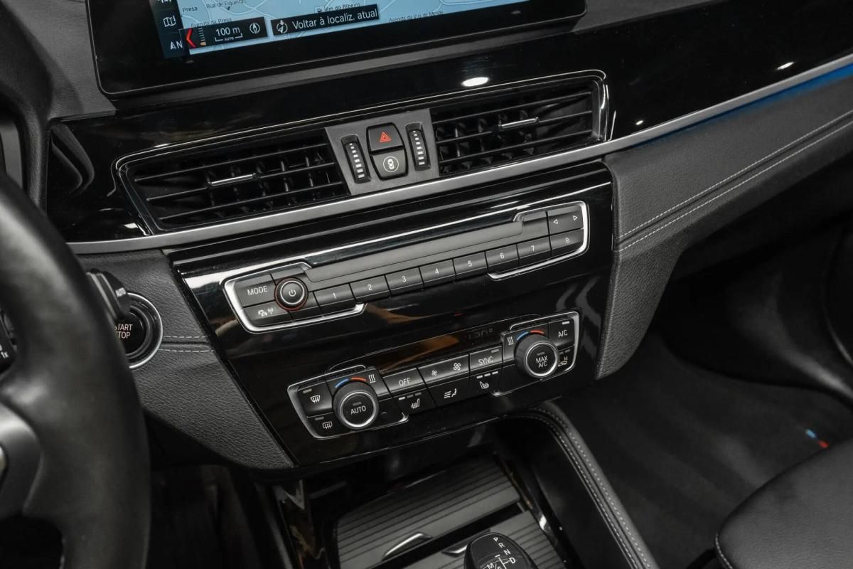 bmw-x1-xdrive25e-2022-hibrido-a-gasolina-1499cc
