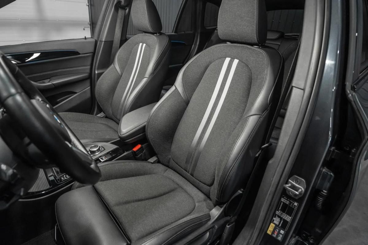 bmw-x1-xdrive25e-2022-hibrido-a-gasolina-1499cc