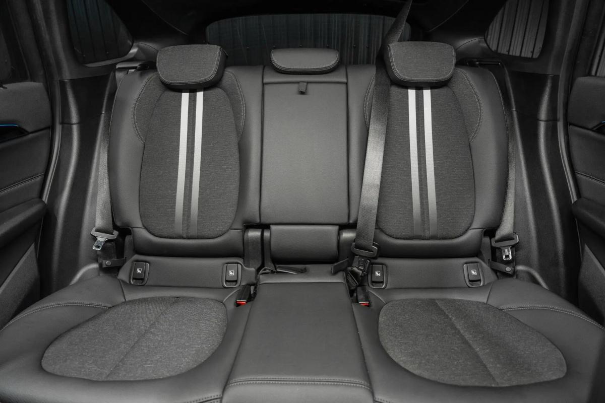 bmw-x1-xdrive25e-2022-hibrido-a-gasolina-1499cc