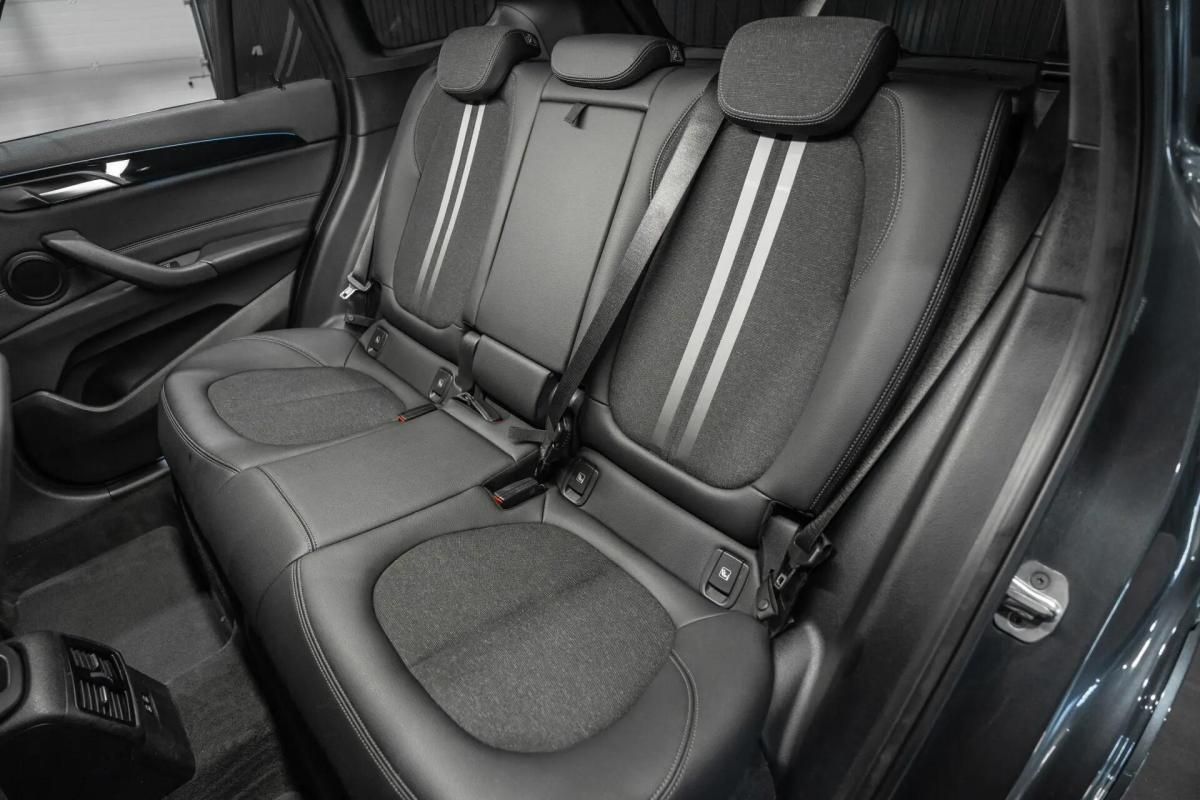 bmw-x1-xdrive25e-2022-hibrido-a-gasolina-1499cc