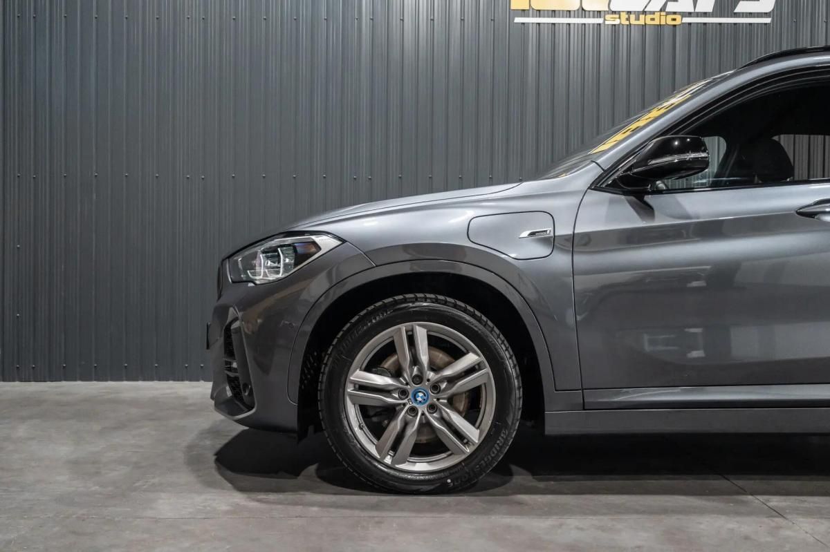 bmw-x1-xdrive25e-2022-hibrido-a-gasolina-1499cc
