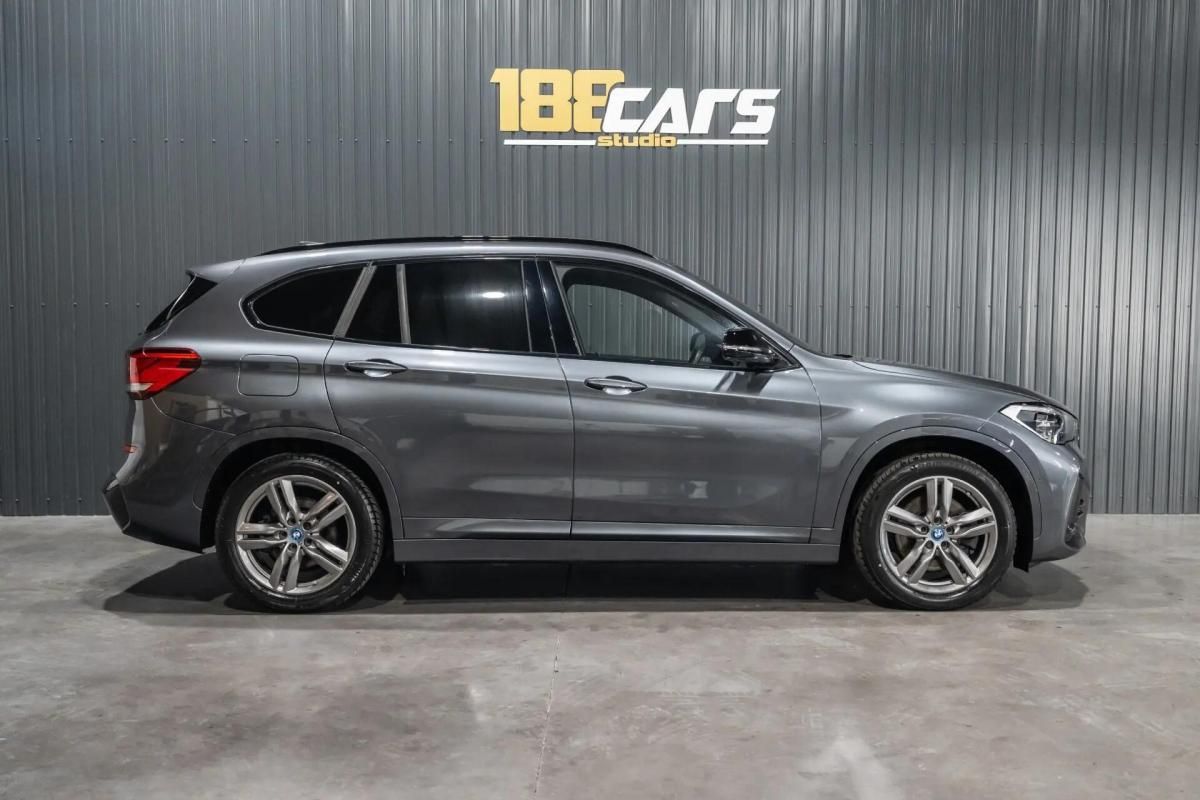 bmw-x1-xdrive25e-2022-hibrido-a-gasolina-1499cc
