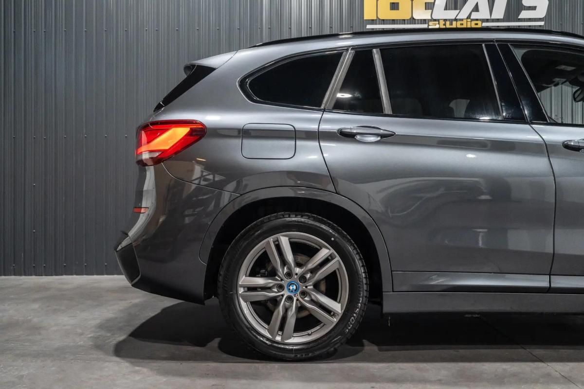bmw-x1-xdrive25e-2022-hibrido-a-gasolina-1499cc