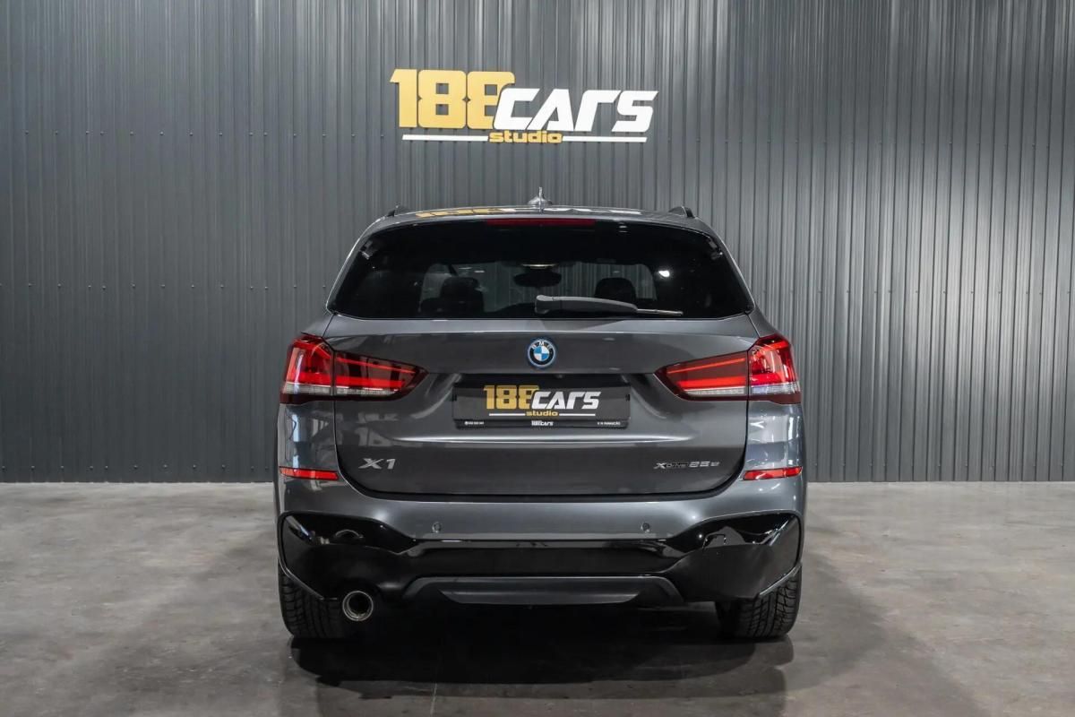 bmw-x1-xdrive25e-2022-hibrido-a-gasolina-1499cc