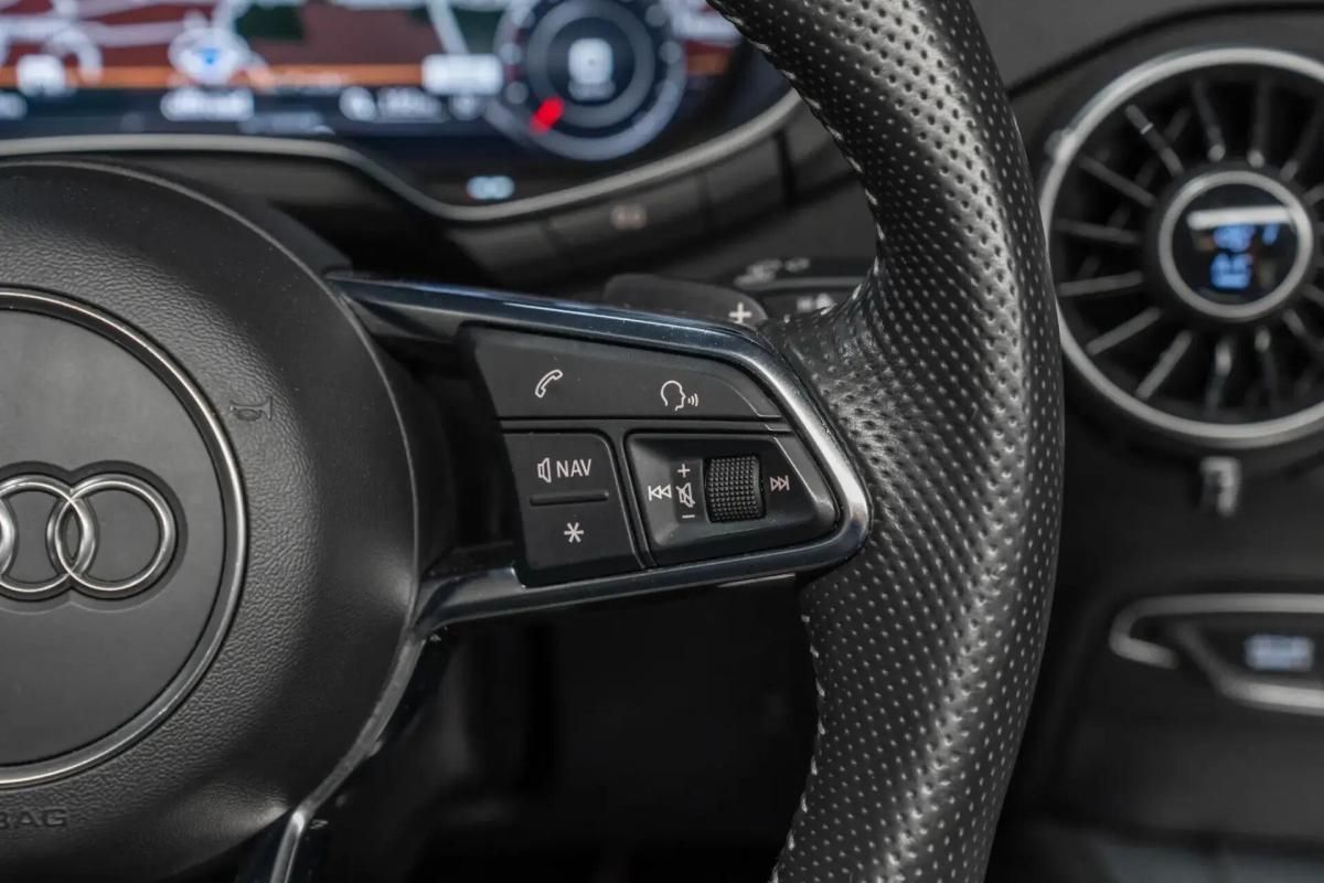 audi-tt-2014-gasolina-1984cc