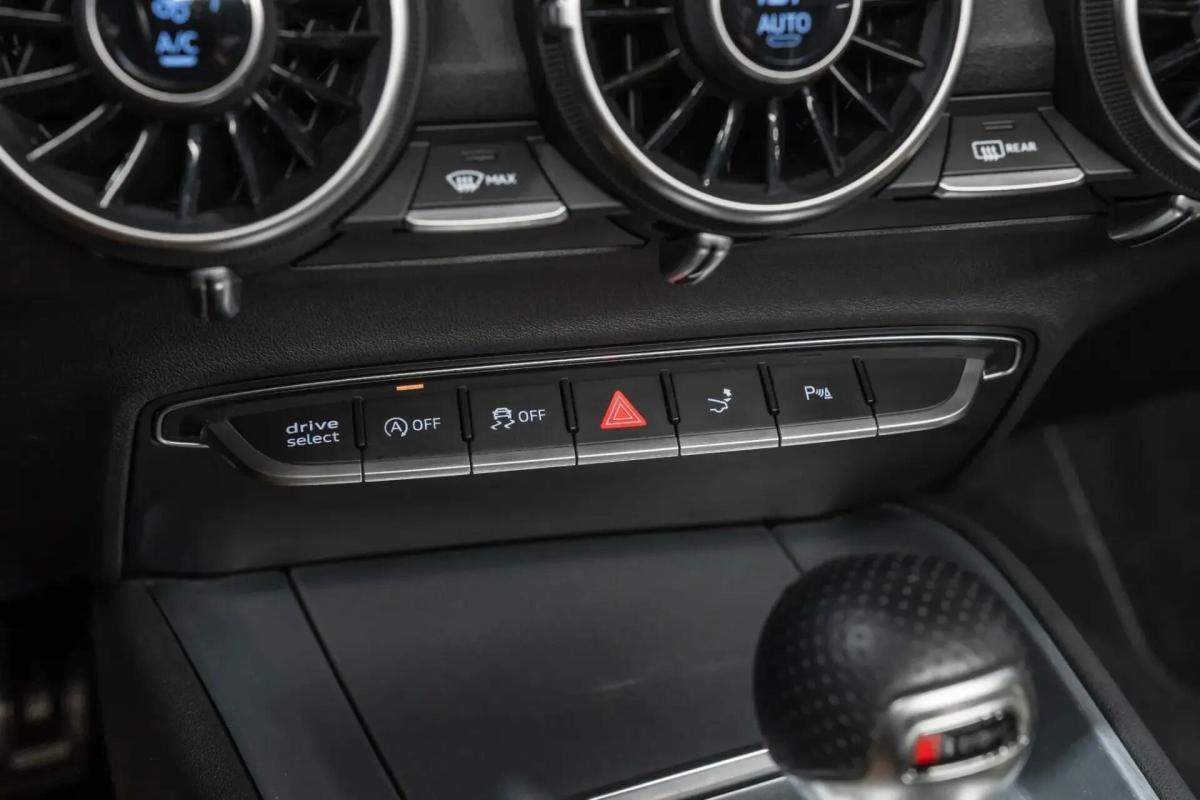 audi-tt-2014-gasolina-1984cc
