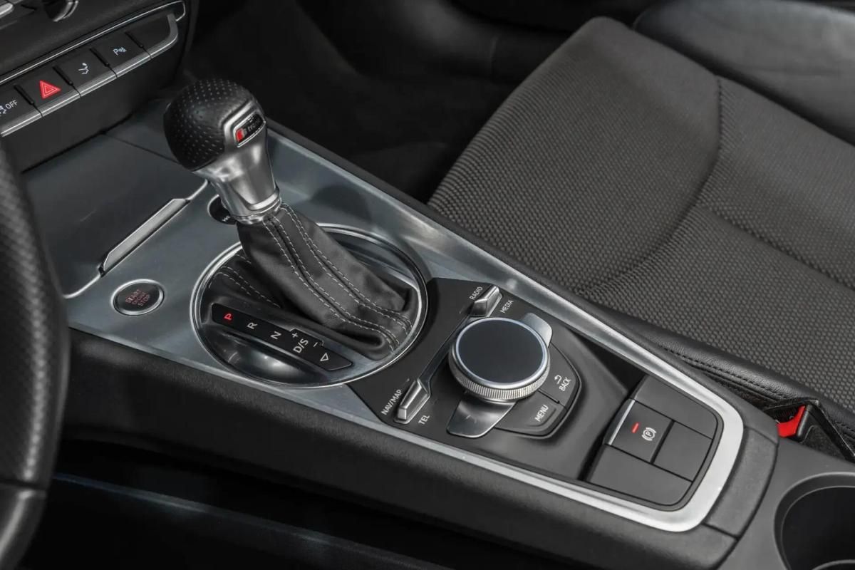 audi-tt-2014-gasolina-1984cc