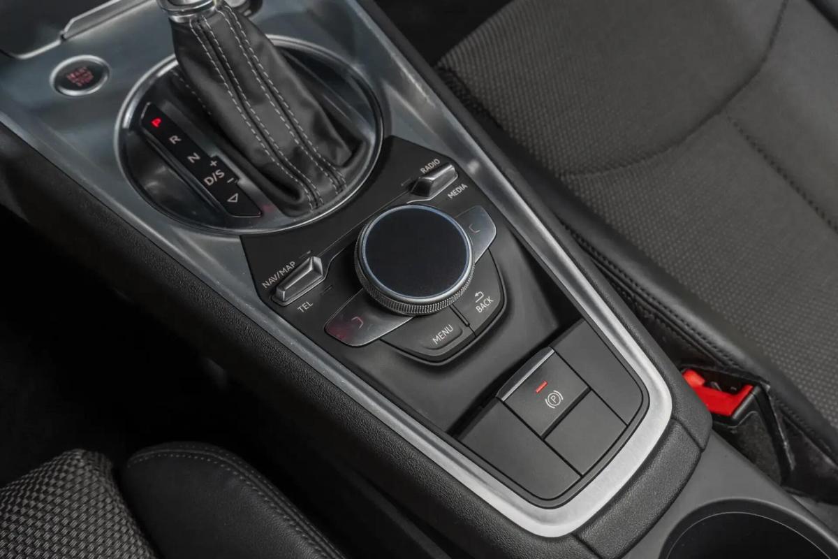 audi-tt-2014-gasolina-1984cc