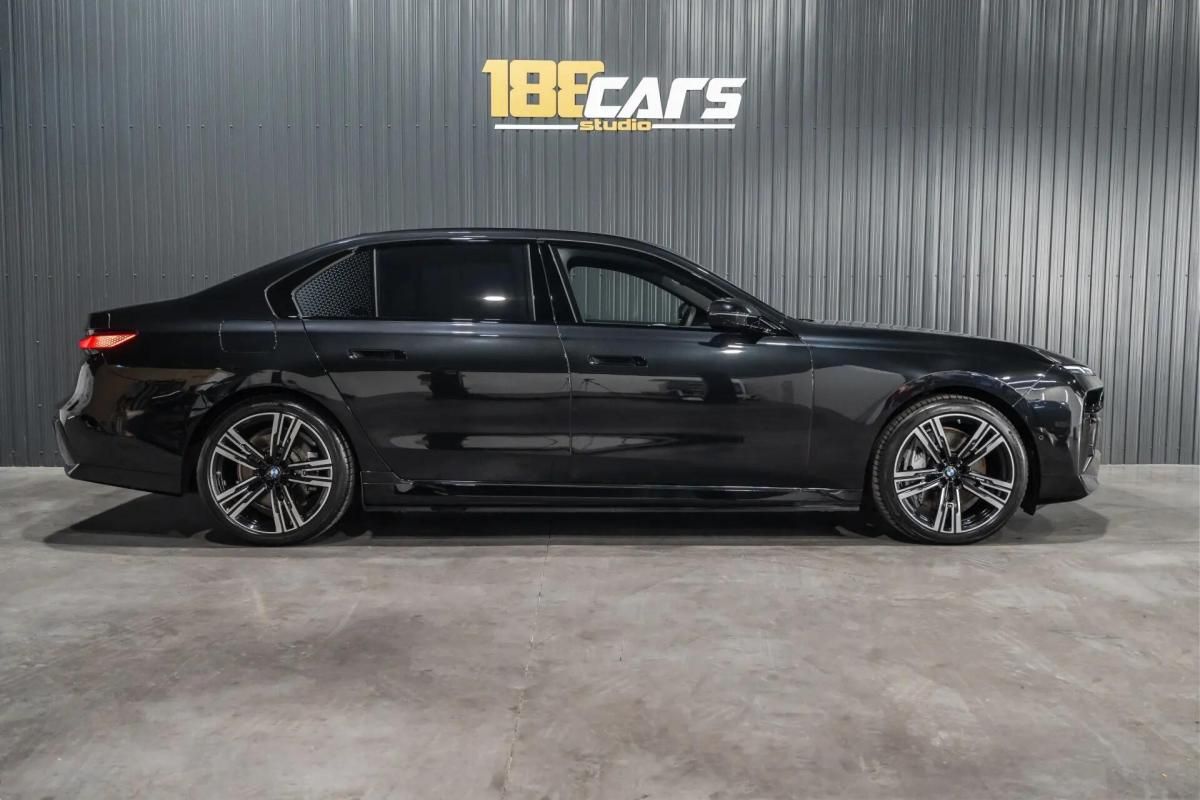bmw-serie-7-750e-xdrive-2024-hibrido-a-gasolina-2998cc