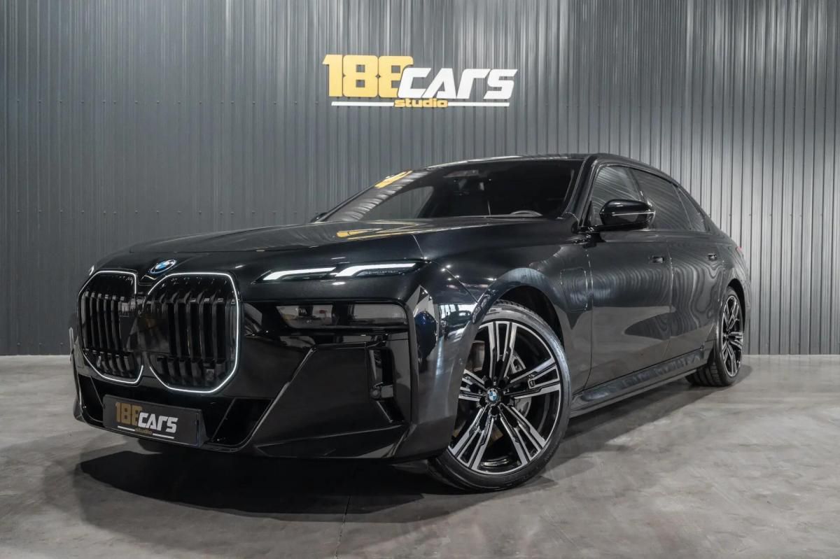 bmw-serie-7-750e-xdrive-2024-hibrido-a-gasolina-2998cc