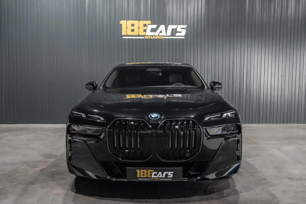 bmw-serie-7-750e-xdrive-2024-hibrido-a-gasolina-2998cc