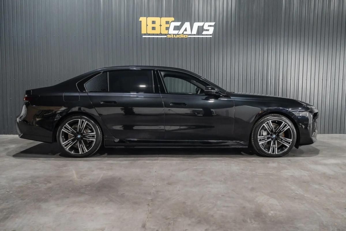 bmw-serie-7-750e-xdrive-2024-hibrido-a-gasolina-2998cc