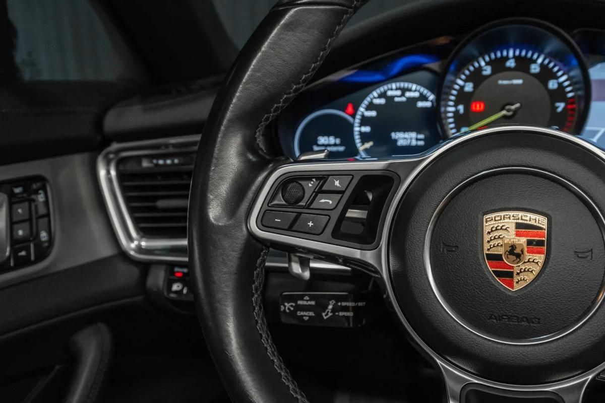 porsche-panamera-2019-hibrido-a-gasolina-2894cc