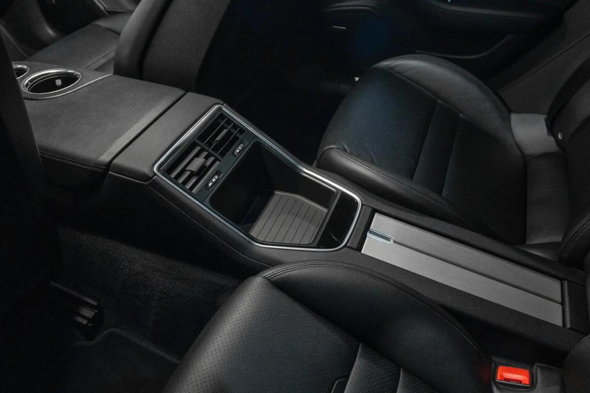 porsche-panamera-2019-hibrido-a-gasolina-2894cc