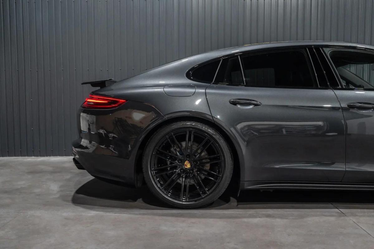 porsche-panamera-2019-hibrido-a-gasolina-2894cc