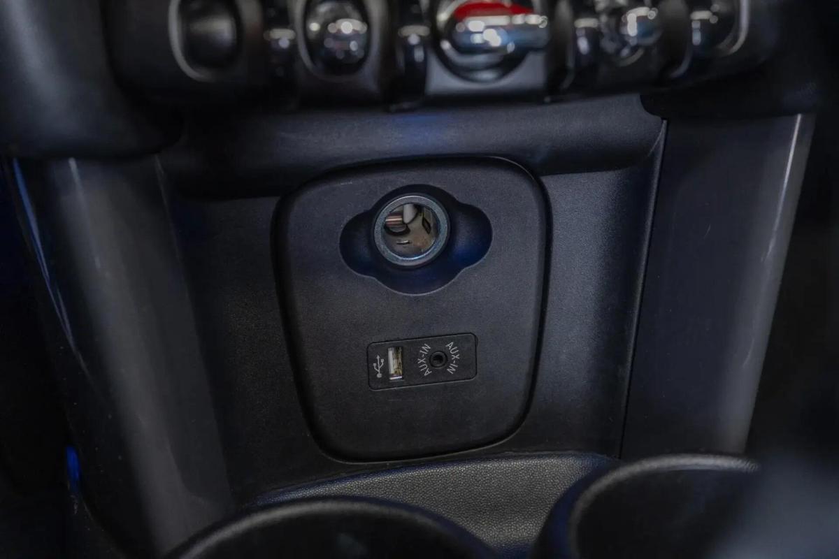mini-cooper-d-2015-diesel-1496cc