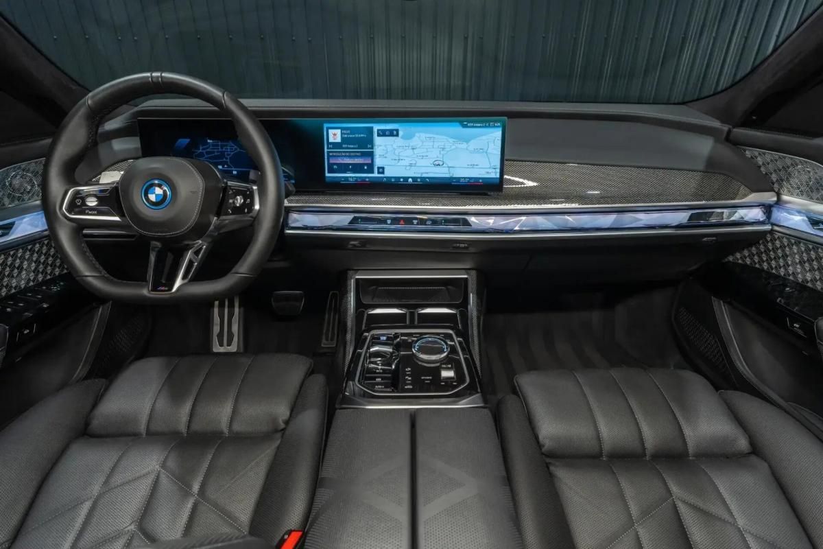 bmw-serie-7-2023-hibrido-a-gasolina-2998cc