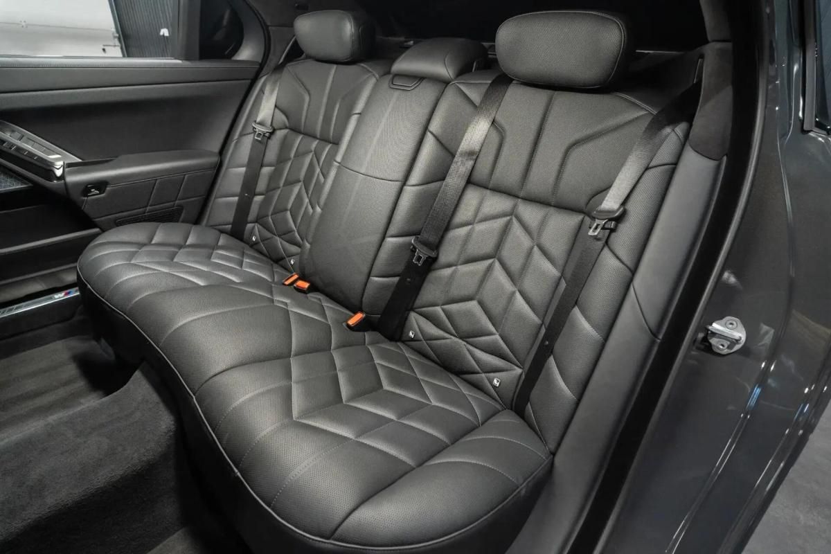 bmw-serie-7-2023-hibrido-a-gasolina-2998cc