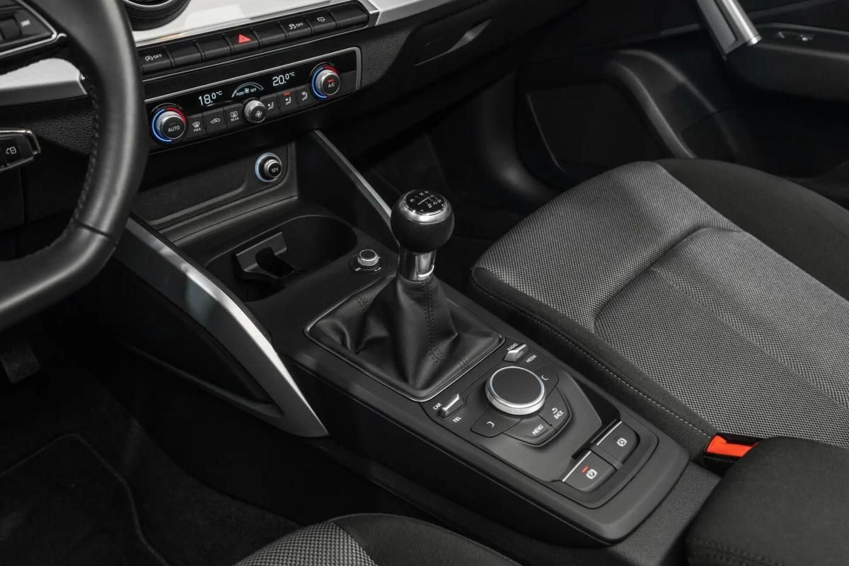 audi-q2-2019-gasolina-999cc