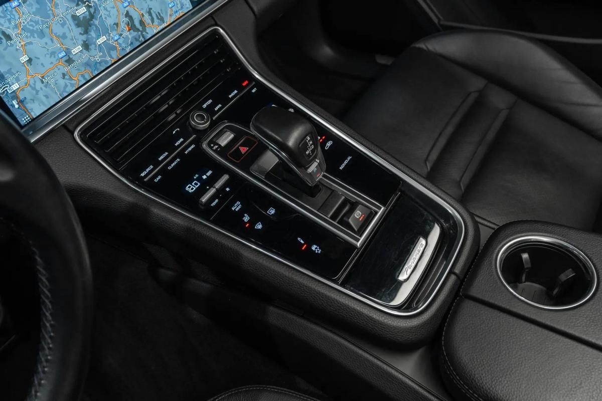 porsche-panamera-2019-hibrido-a-gasolina-2894cc