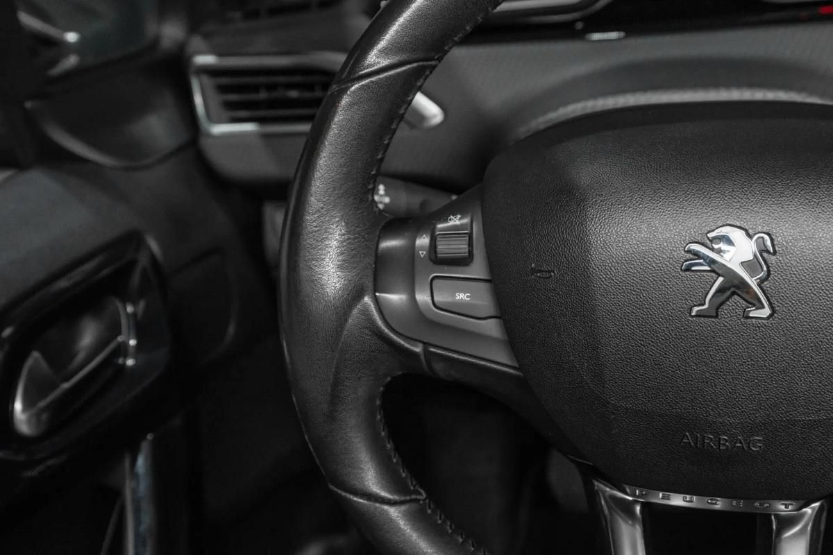 peugeot-208-2016-diesel-1560cc