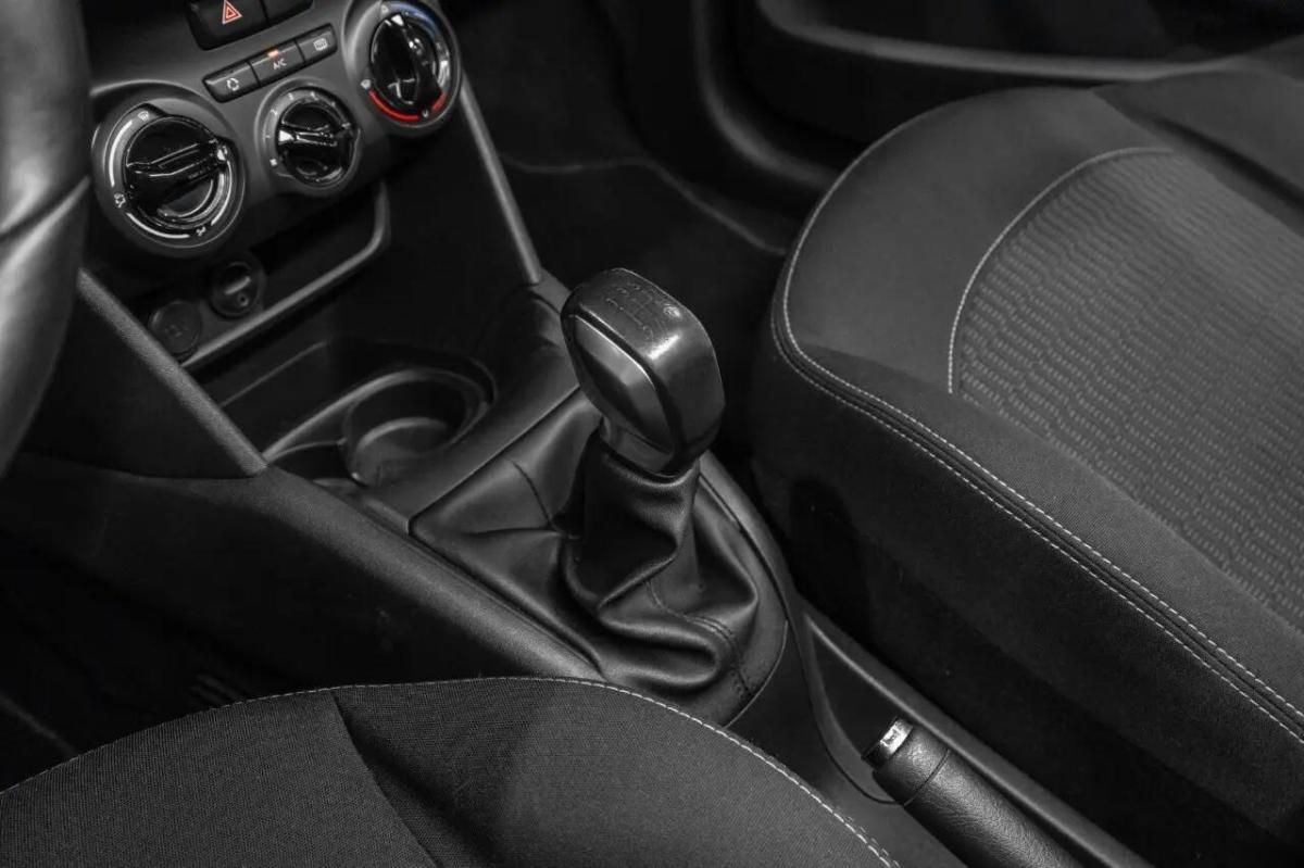 peugeot-208-2016-diesel-1560cc