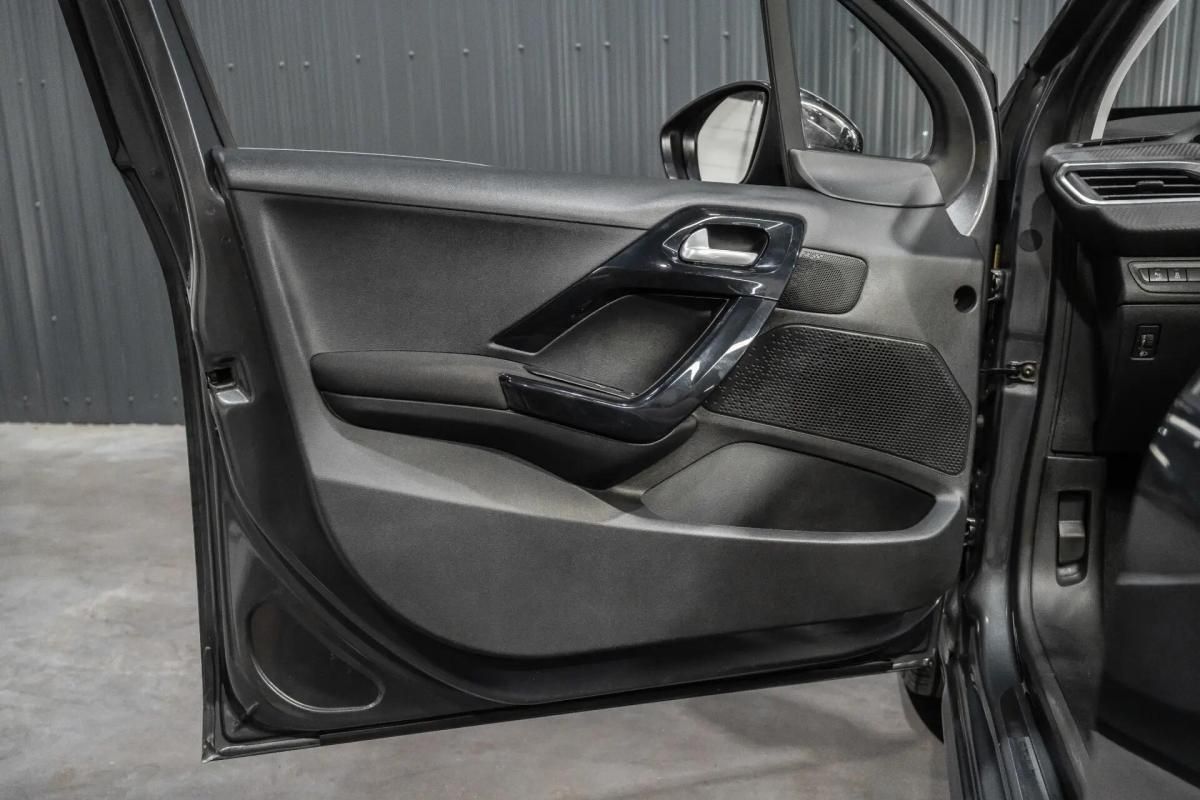 peugeot-208-2016-diesel-1560cc