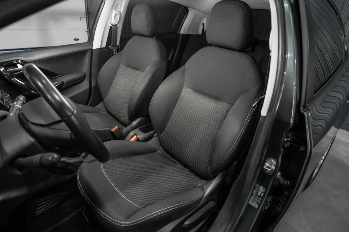 peugeot-208-2016-diesel-1560cc