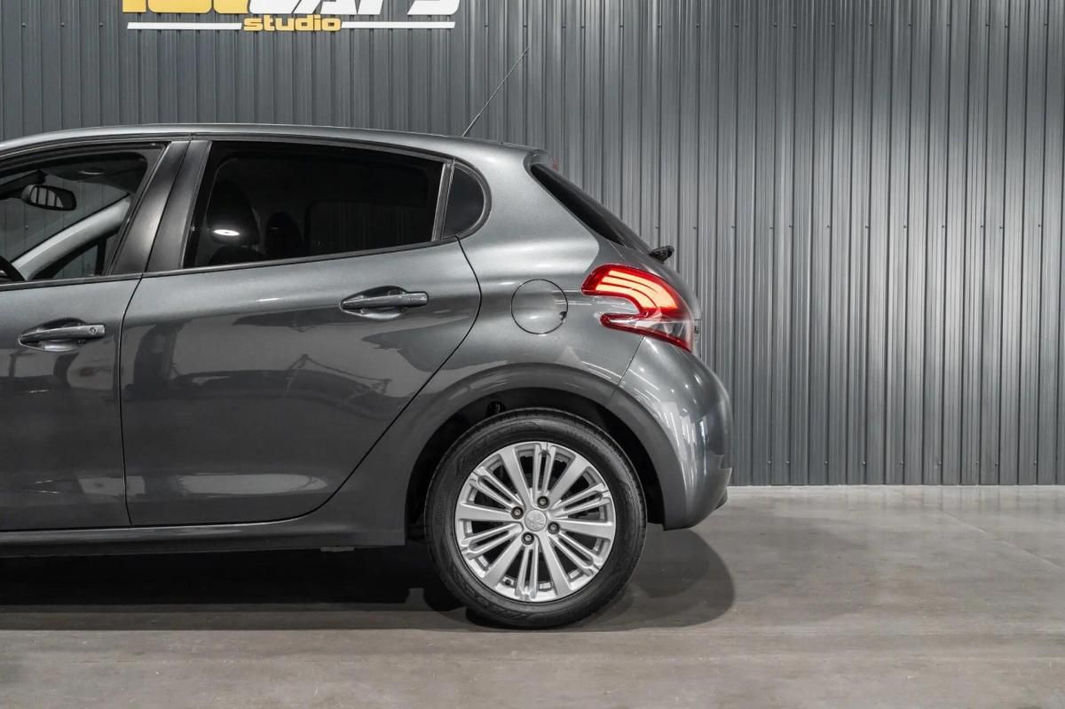 peugeot-208-2016-diesel-1560cc